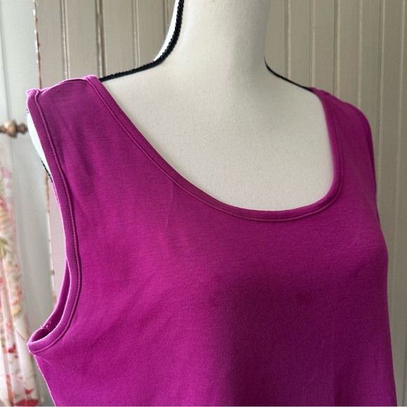 Lands’ End Tank in Fuchsia - XL - Picture 3 of 4